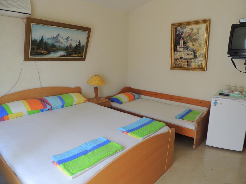 Rooms Villa Desa Budva Kamer foto