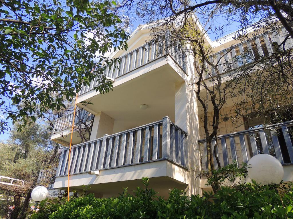 Rooms Villa Desa Budva Buitenkant foto