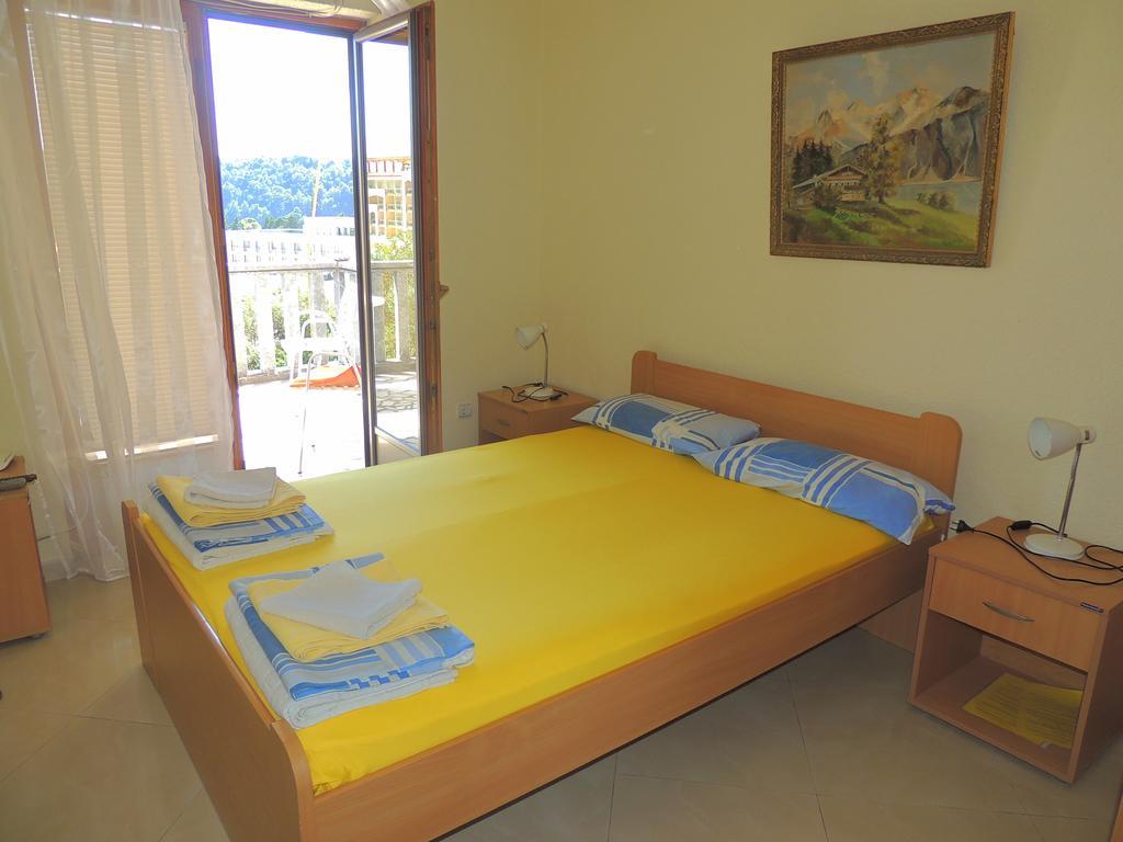 Rooms Villa Desa Budva Buitenkant foto