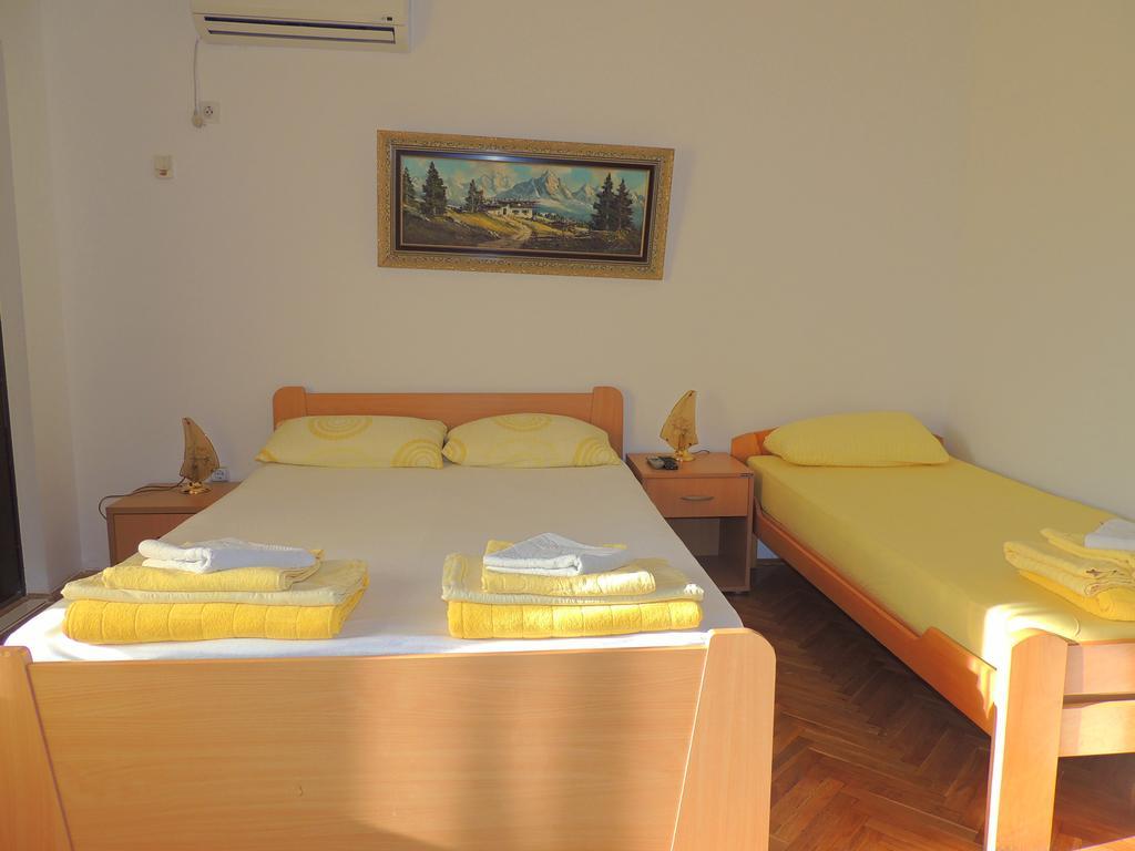 Rooms Villa Desa Budva Buitenkant foto